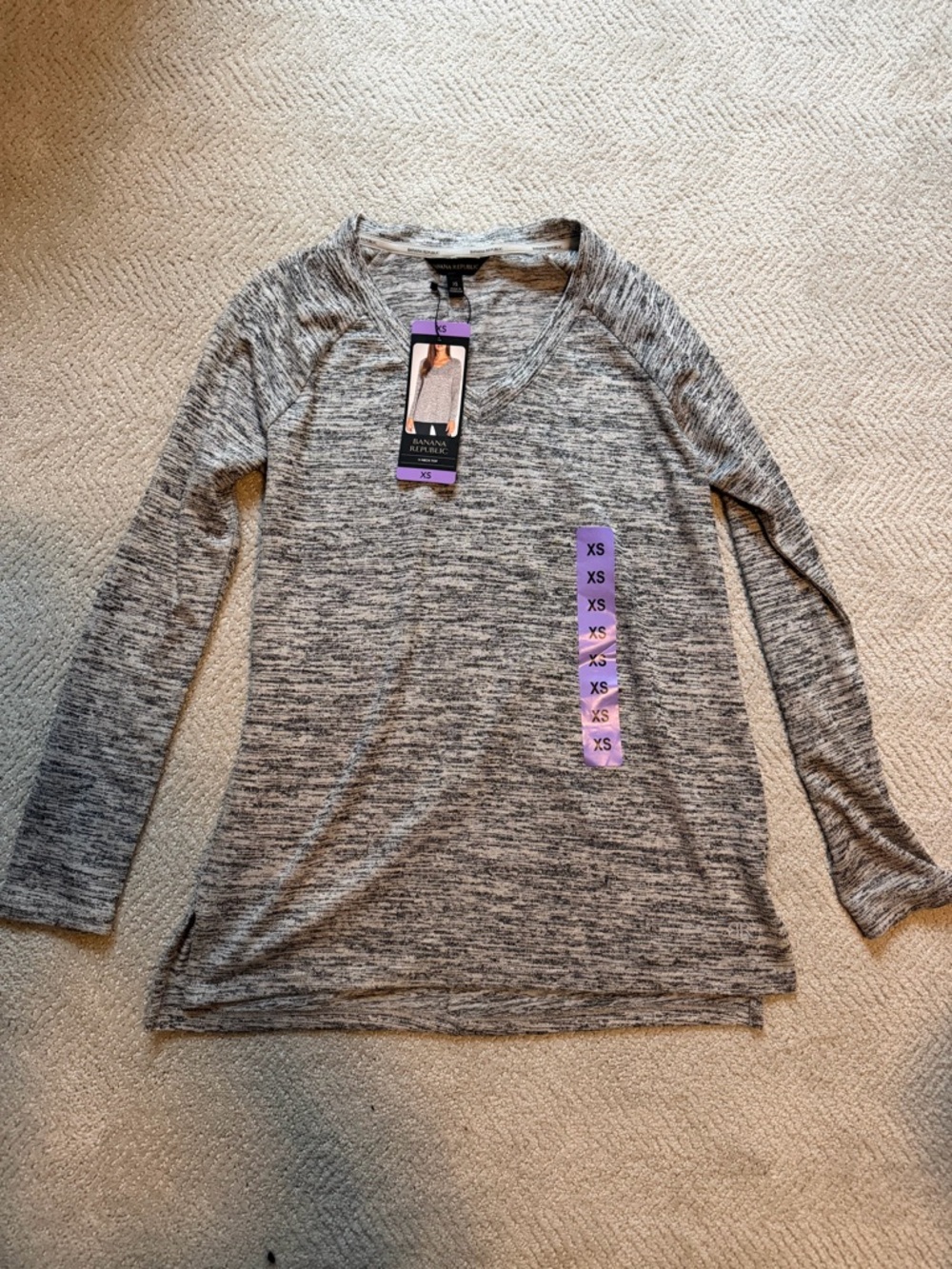 Banana Republic Gray Marled V-Neck Long Sleeve Top